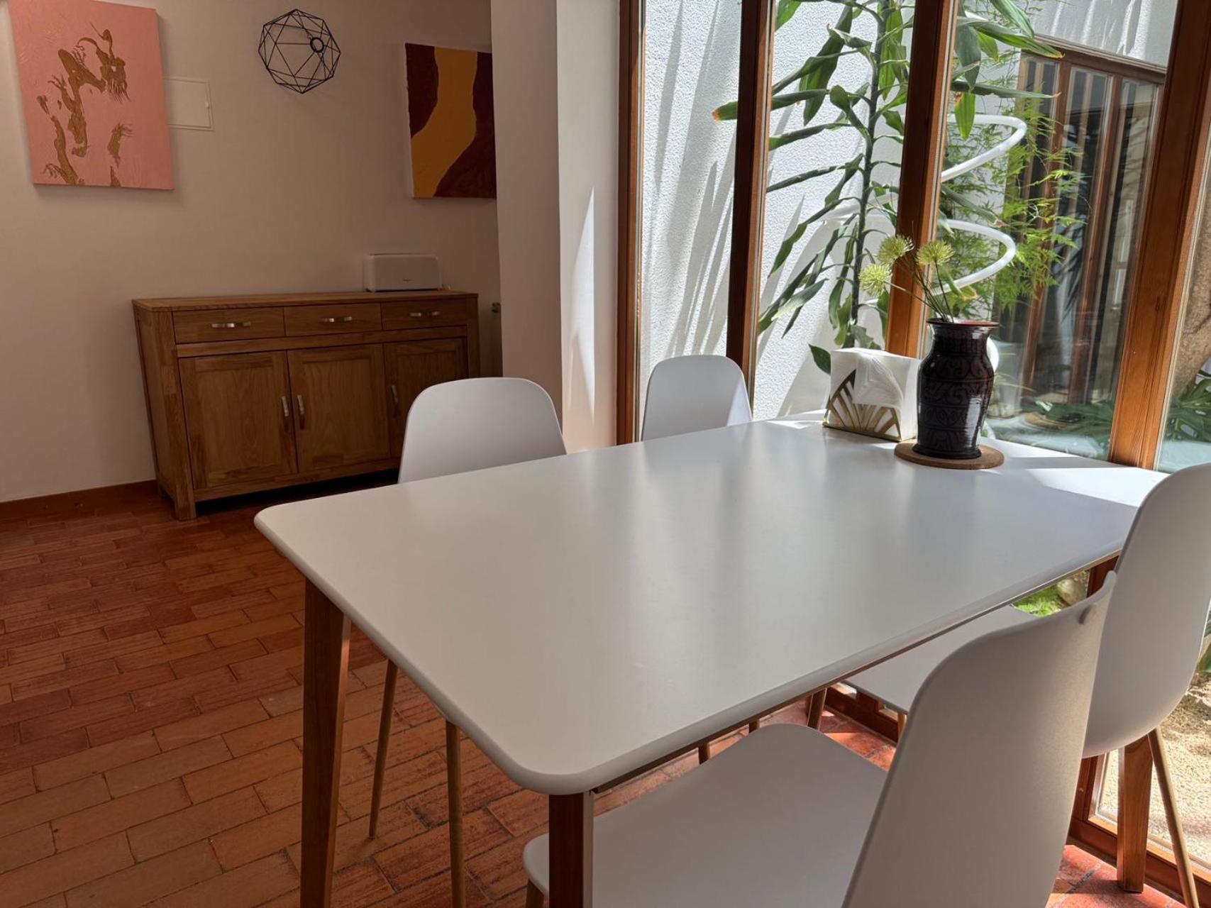 Aomo Art Space Hostel Oeiras Eksteriør billede